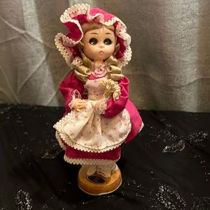 Vintage, big brown eyed Bradley doll made in Korea, Miss Mae new